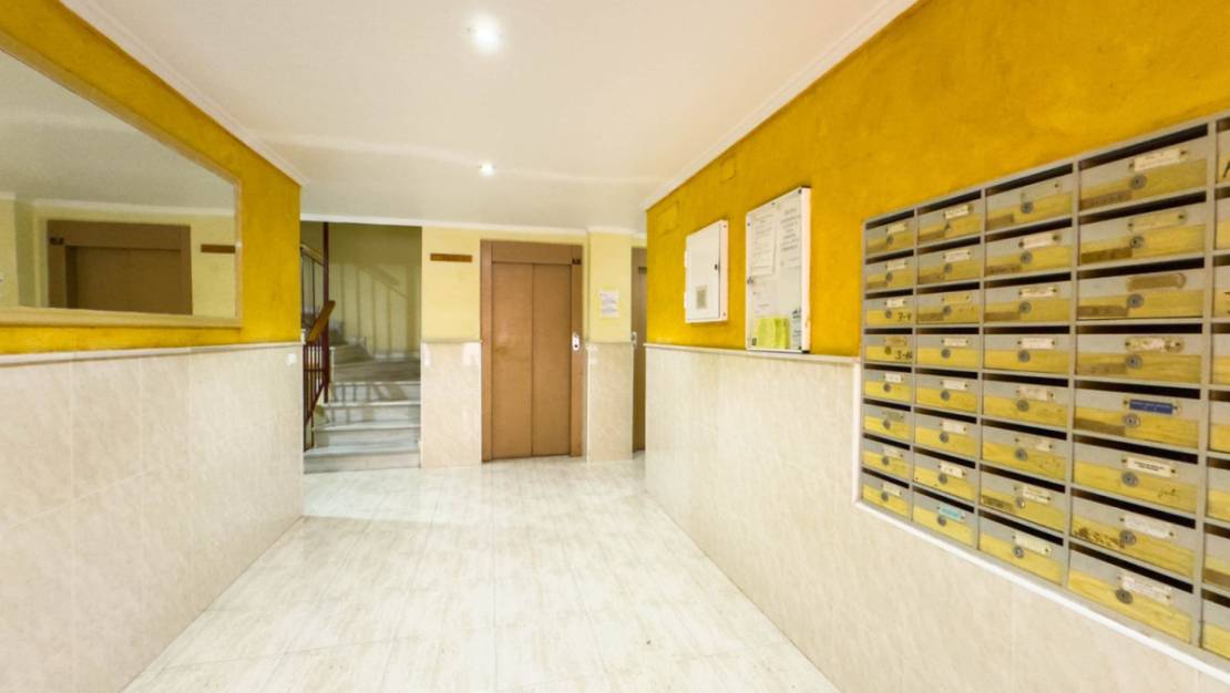 Venta - Apartment - Torrevieja - Playa del Cura