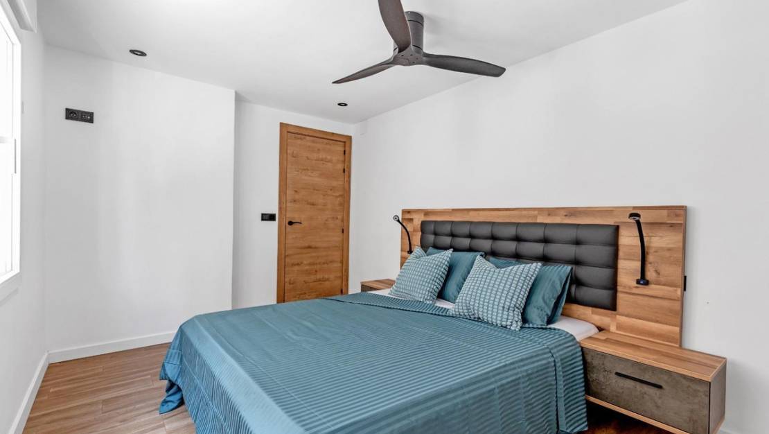 Venta - Apartment - Torrevieja - Playa del Cura