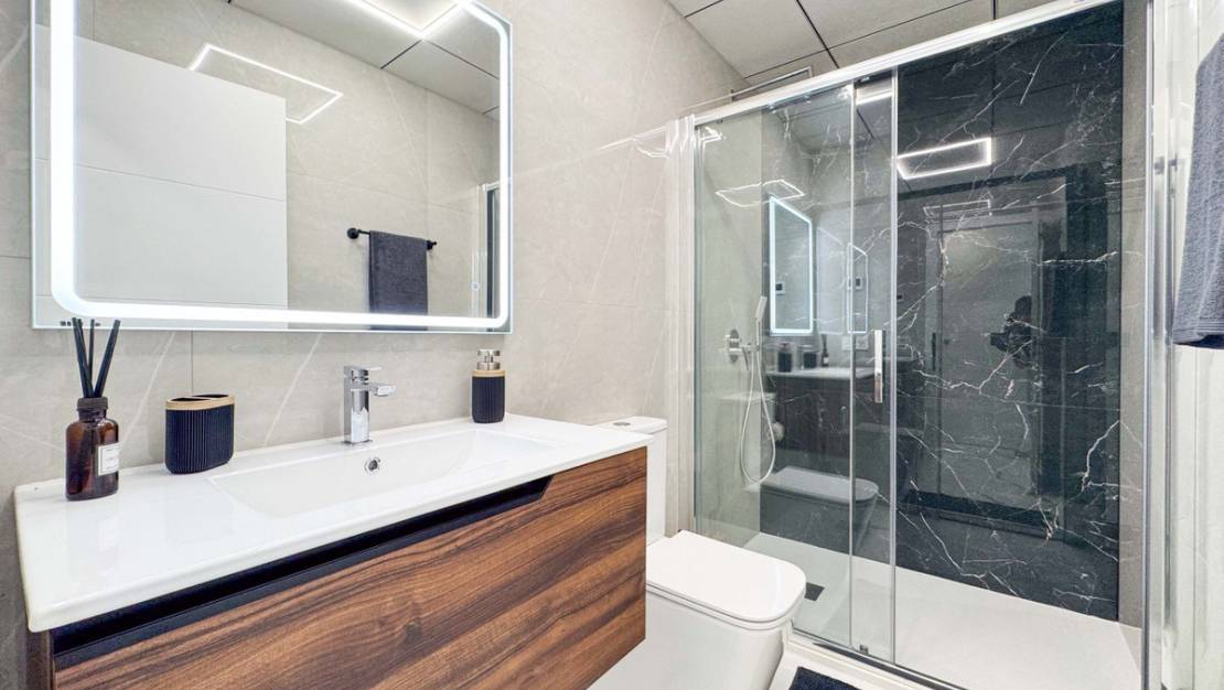 Venta - Apartment - Torrevieja - Playa del Cura