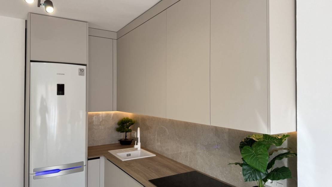 Venta - Apartment - Torrevieja - Playa del Cura