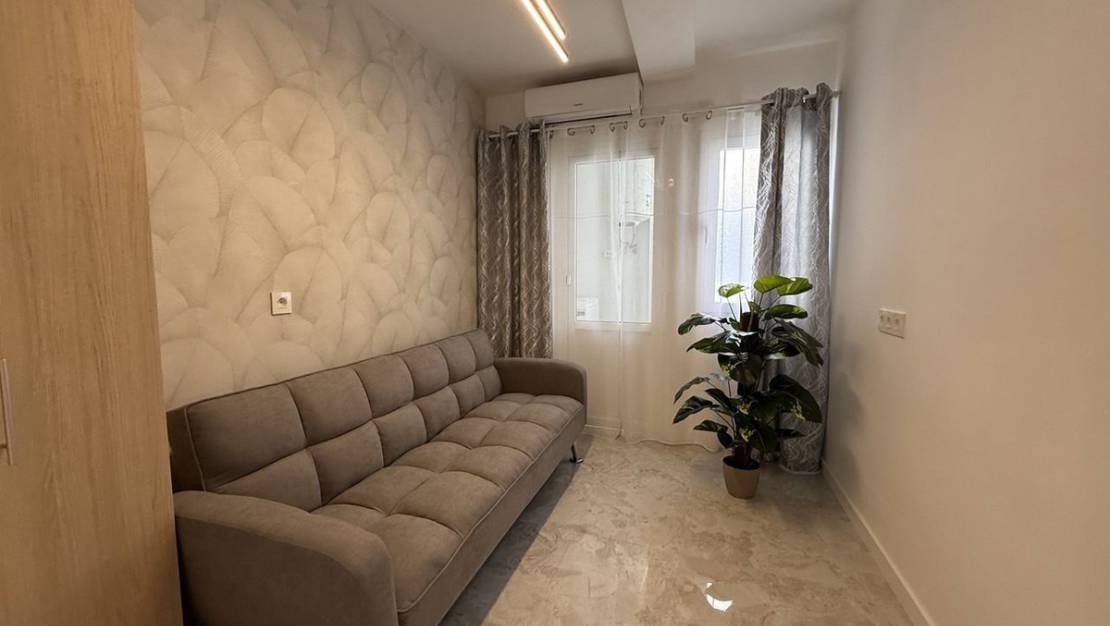 Venta - Apartment - Torrevieja - Playa del Cura