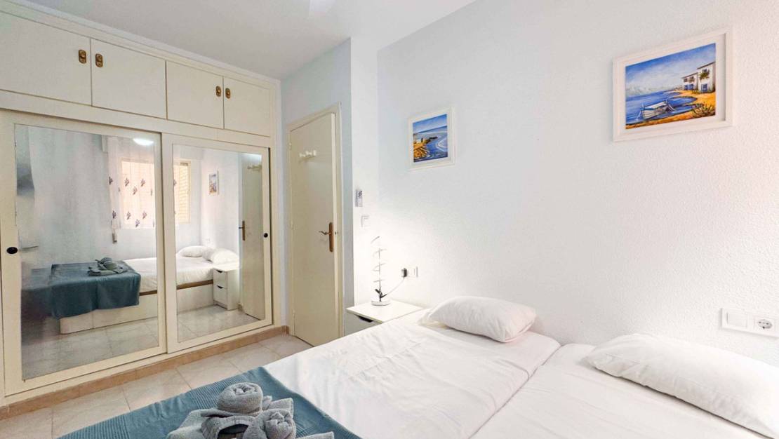 Venta - Apartment - Torrevieja - Playa del Cura
