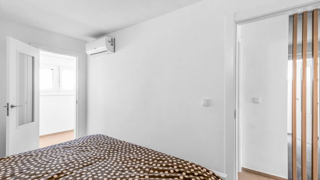 Venta - Apartment - Torrevieja - Playa del Cura