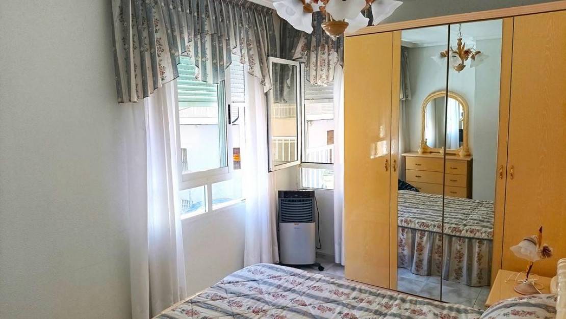 Venta - Apartment - Torrevieja - Playa del Cura