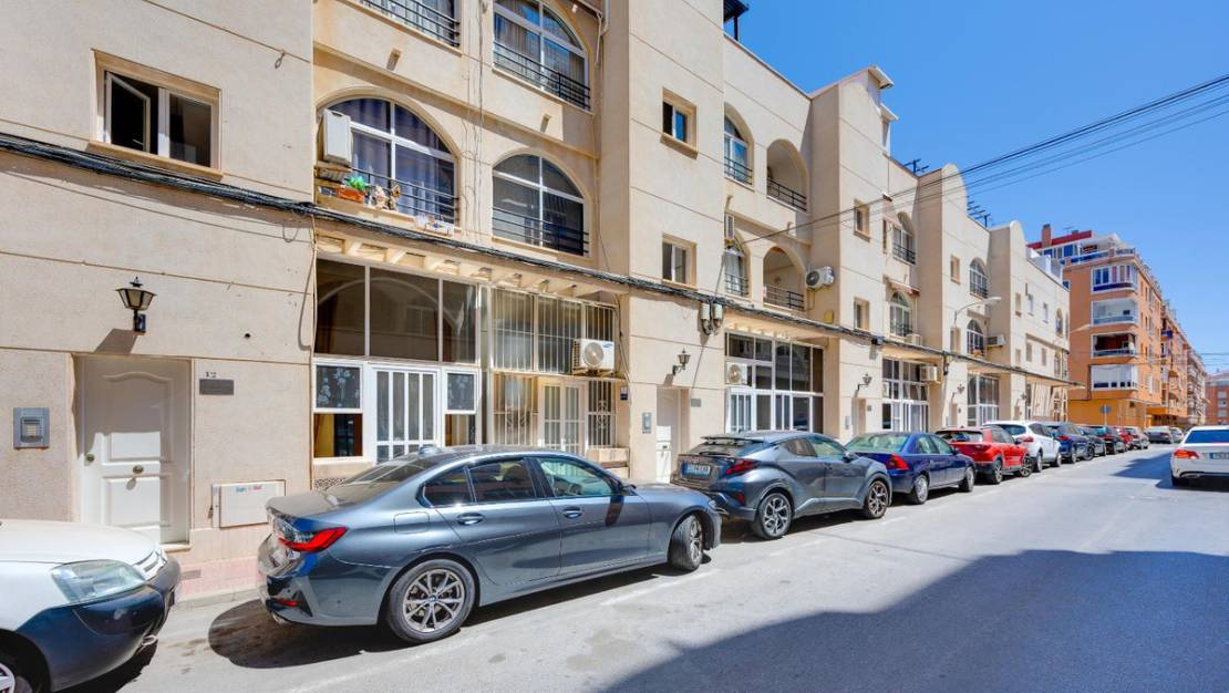 Venta - Apartment - Torrevieja - Playa del Cura