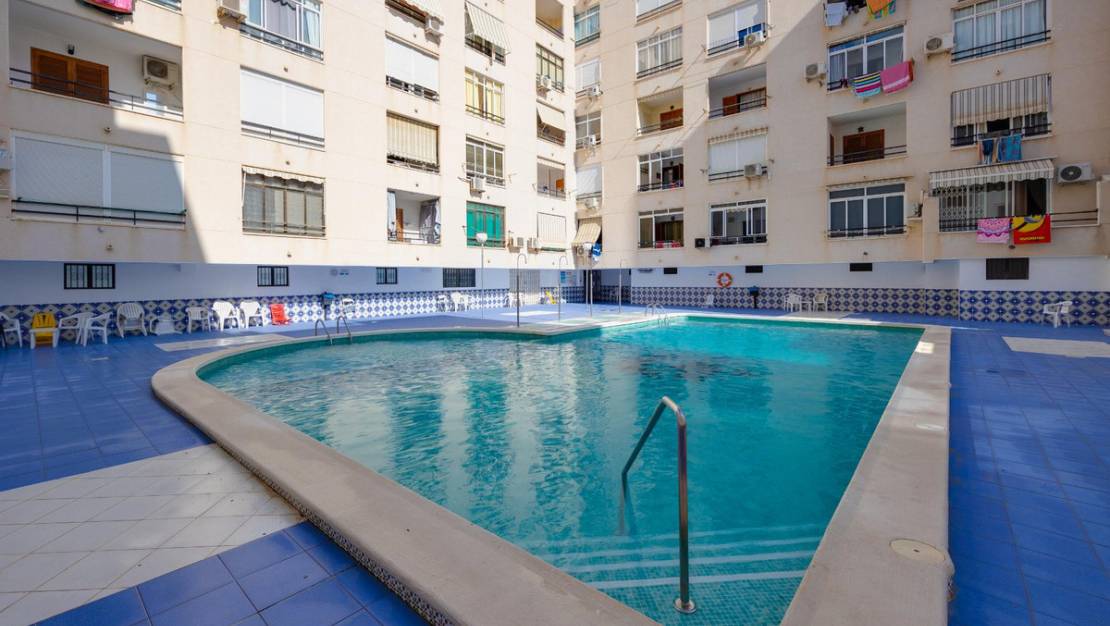 Venta - Apartment - Torrevieja - Playa del Cura