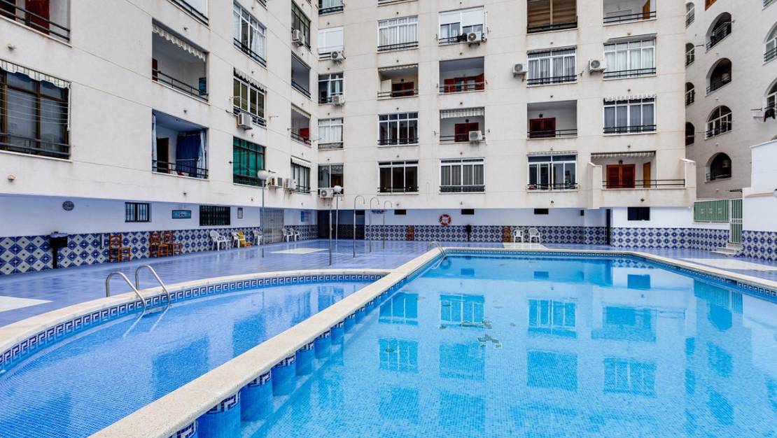 Venta - Apartment - Torrevieja - Playa del Cura
