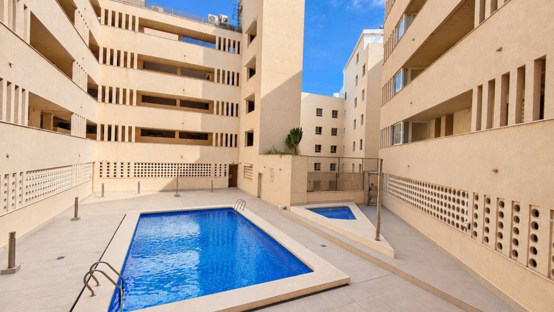 Venta - Apartment - Torrevieja - Playa del Cura