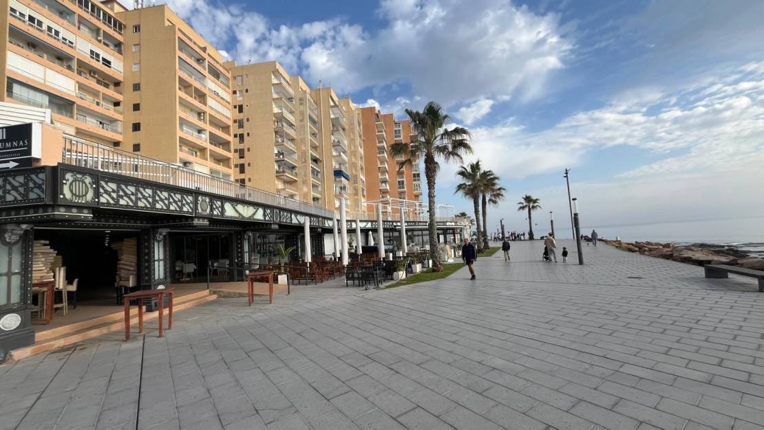 Venta - Apartment - Torrevieja - Playa del Cura