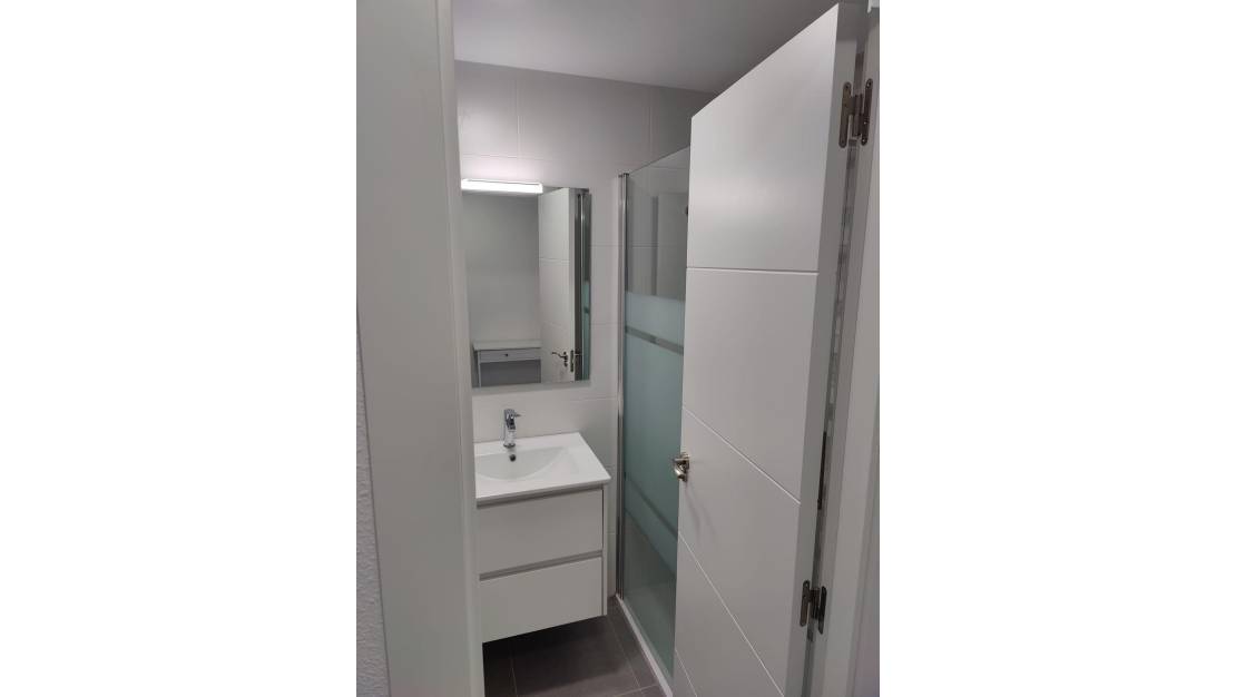 Venta - Apartment - Torrevieja - Torrevieja Centro