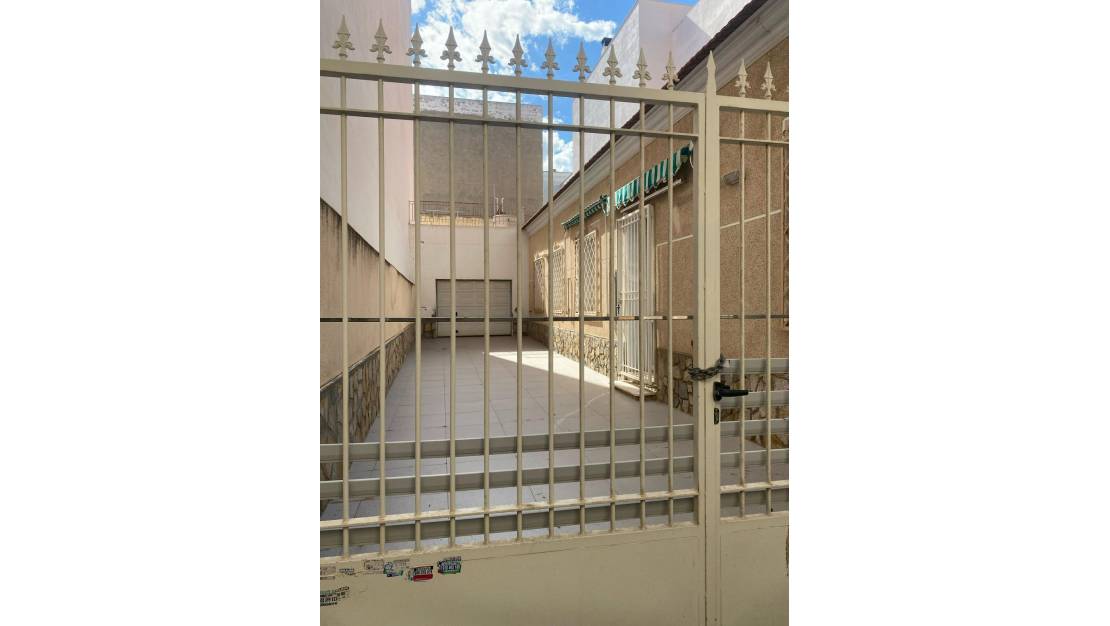 Venta - Apartment - Torrevieja - Torrevieja Centro