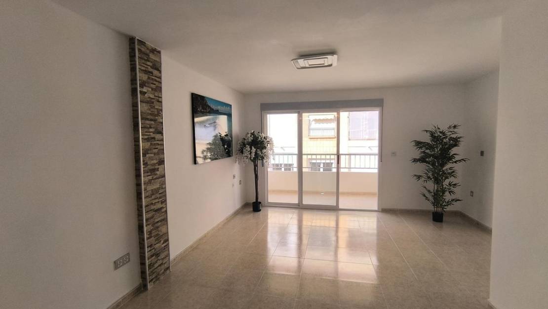 Venta - Apartment - Torrevieja - Torrevieja Centro
