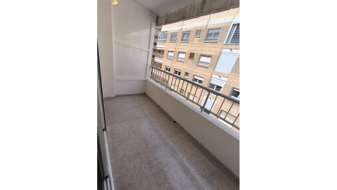 Venta - Apartment - Torrevieja - Torrevieja Centro
