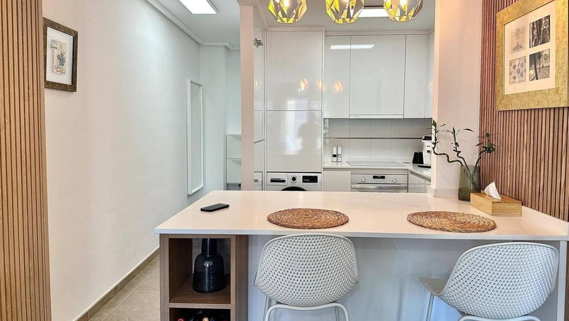 Venta - Apartment - Torrevieja - Torrevieja Centro