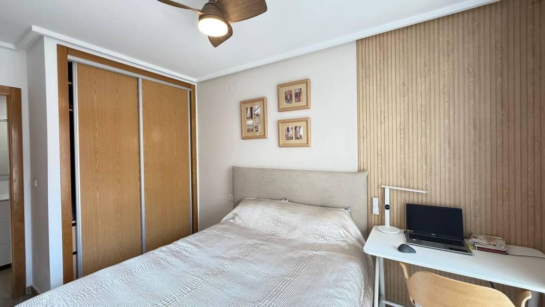 Venta - Apartment - Torrevieja - Torrevieja Centro