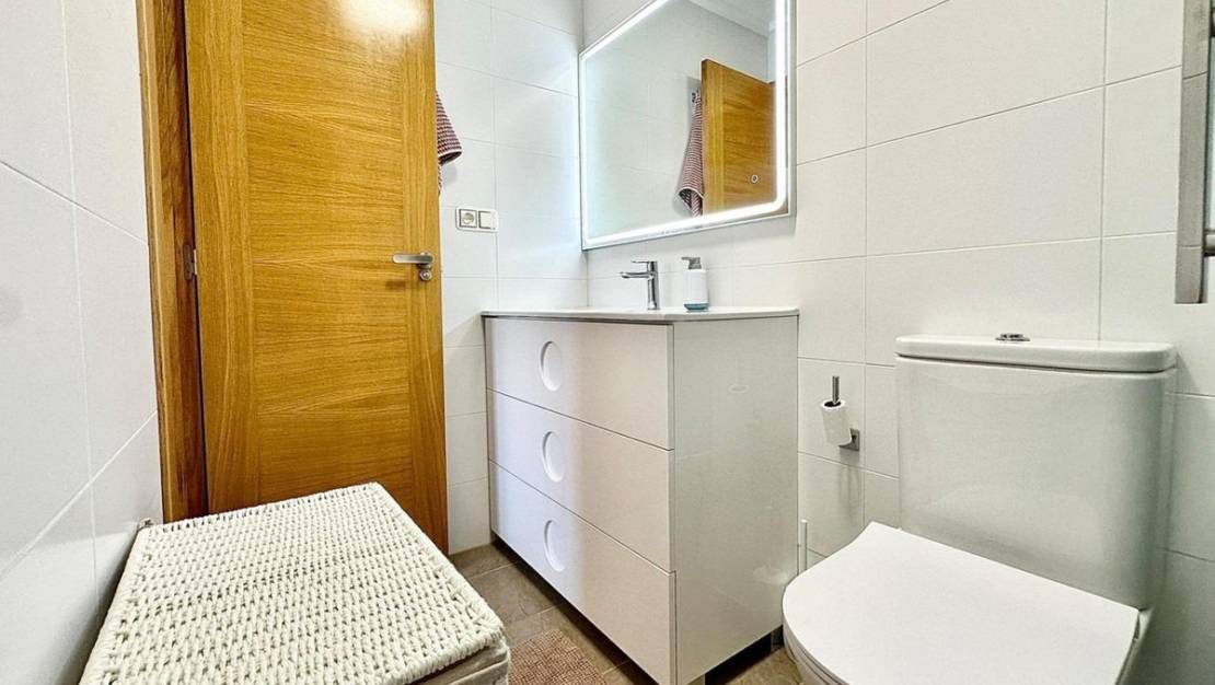 Venta - Apartment - Torrevieja - Torrevieja Centro