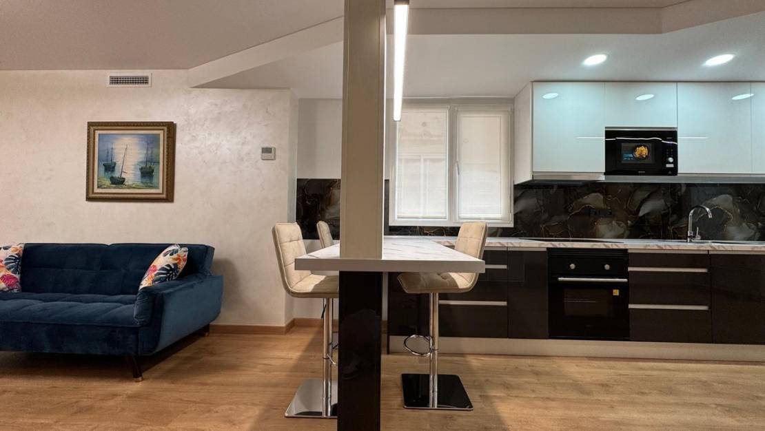 Venta - Apartment - Torrevieja - Torrevieja Centro