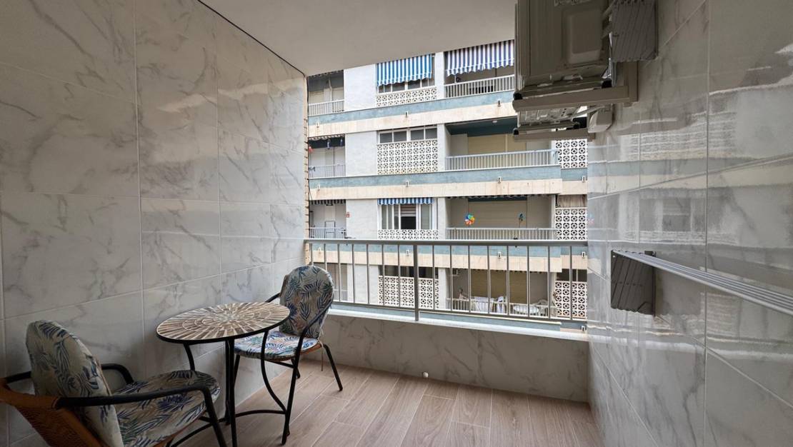 Venta - Apartment - Torrevieja - Torrevieja Centro