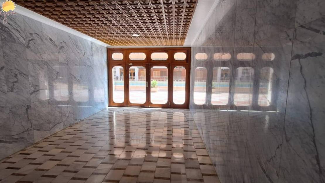 Venta - Apartment - Torrevieja - Torrevieja Centro