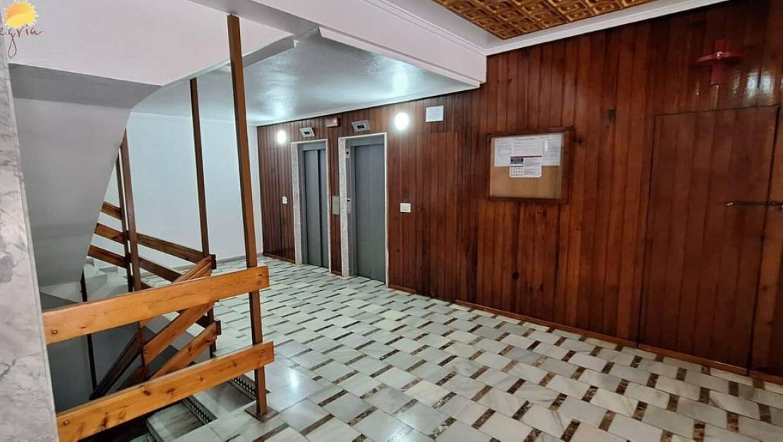 Venta - Apartment - Torrevieja - Torrevieja Centro