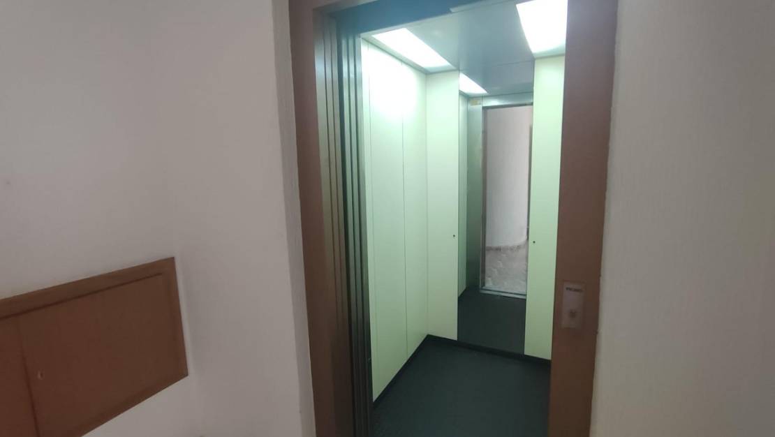 Venta - Apartment - Torrevieja - Torrevieja Centro