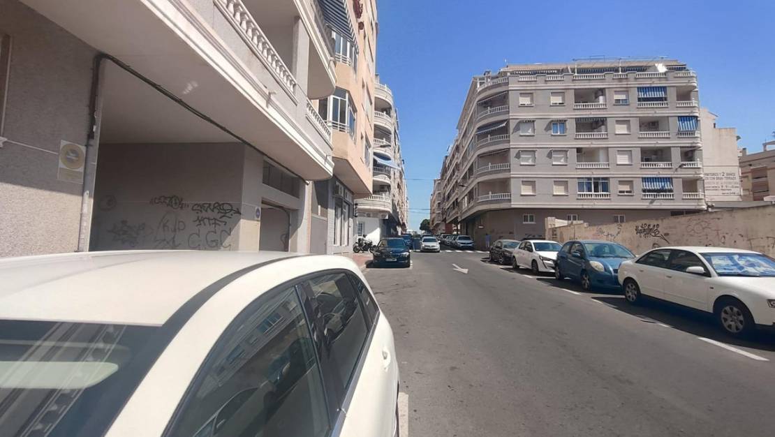 Venta - Apartment - Torrevieja - Torrevieja Centro