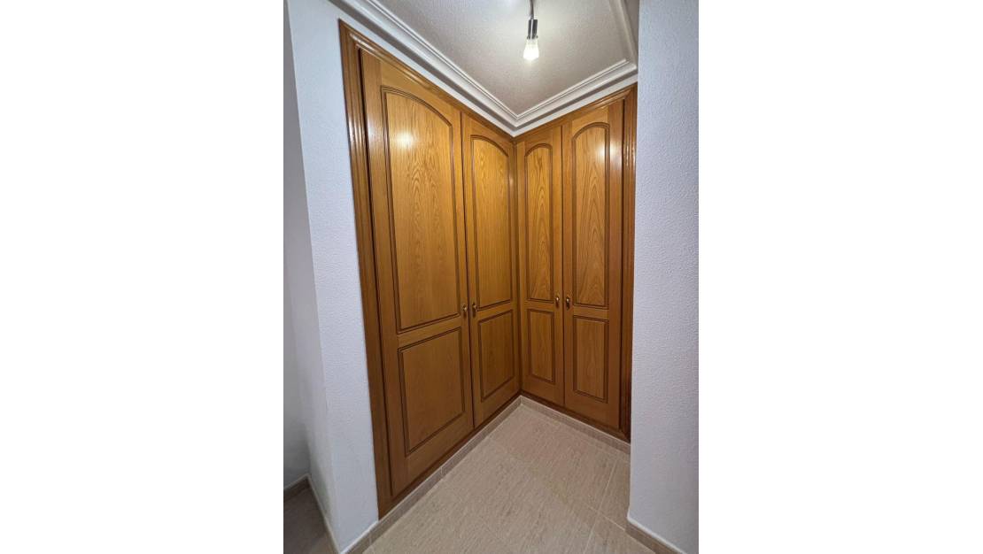 Venta - Apartment - Torrevieja - Torrevieja Centro