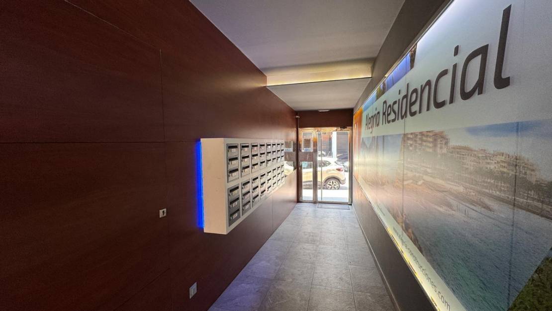 Venta - Apartment - Torrevieja - Torrevieja Centro