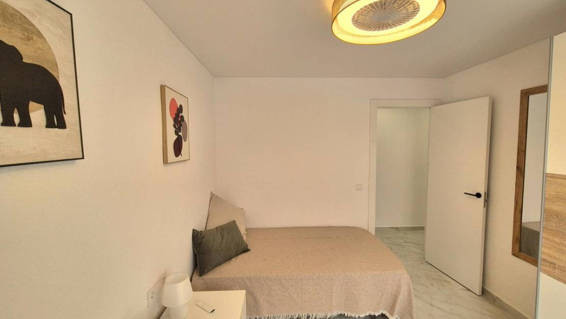 Venta - Apartment - Torrevieja - Torrevieja Centro