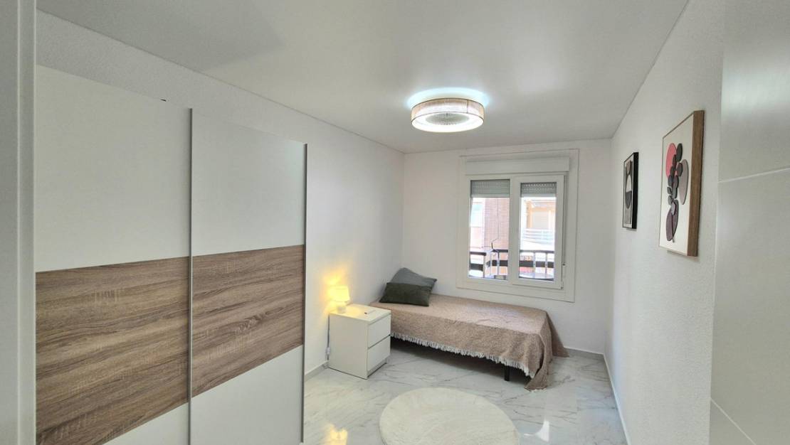 Venta - Apartment - Torrevieja - Torrevieja Centro