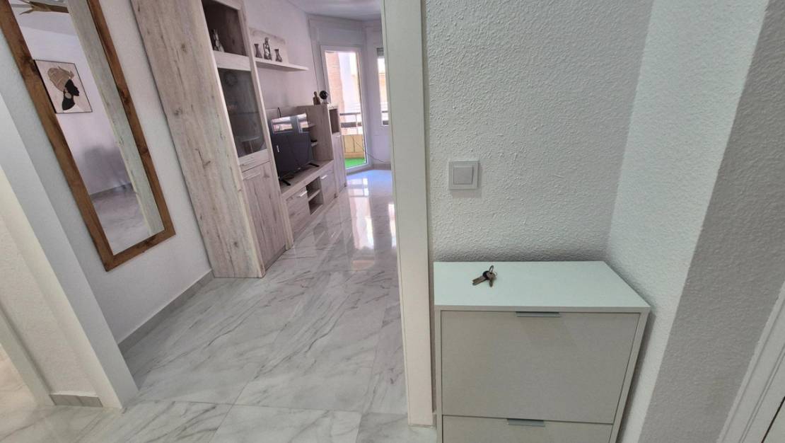 Venta - Apartment - Torrevieja - Torrevieja Centro