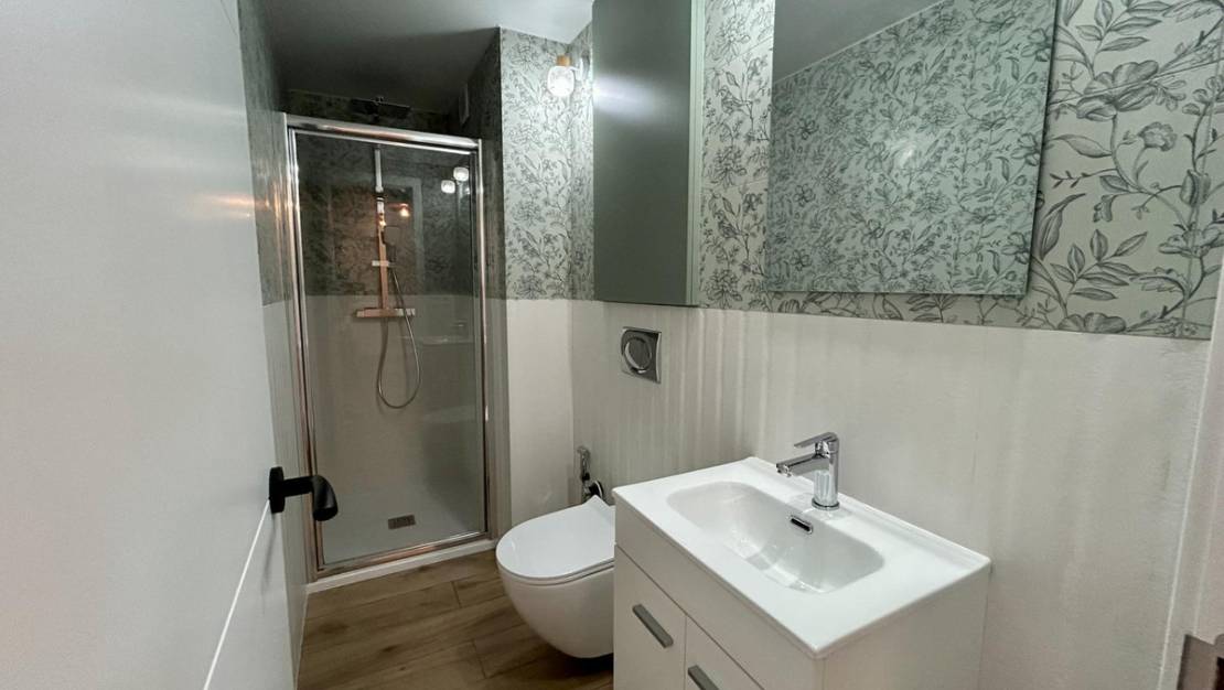 Venta - Apartment - Torrevieja - Torrevieja Centro