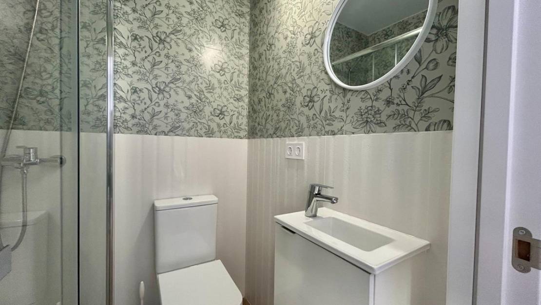 Venta - Apartment - Torrevieja - Torrevieja Centro