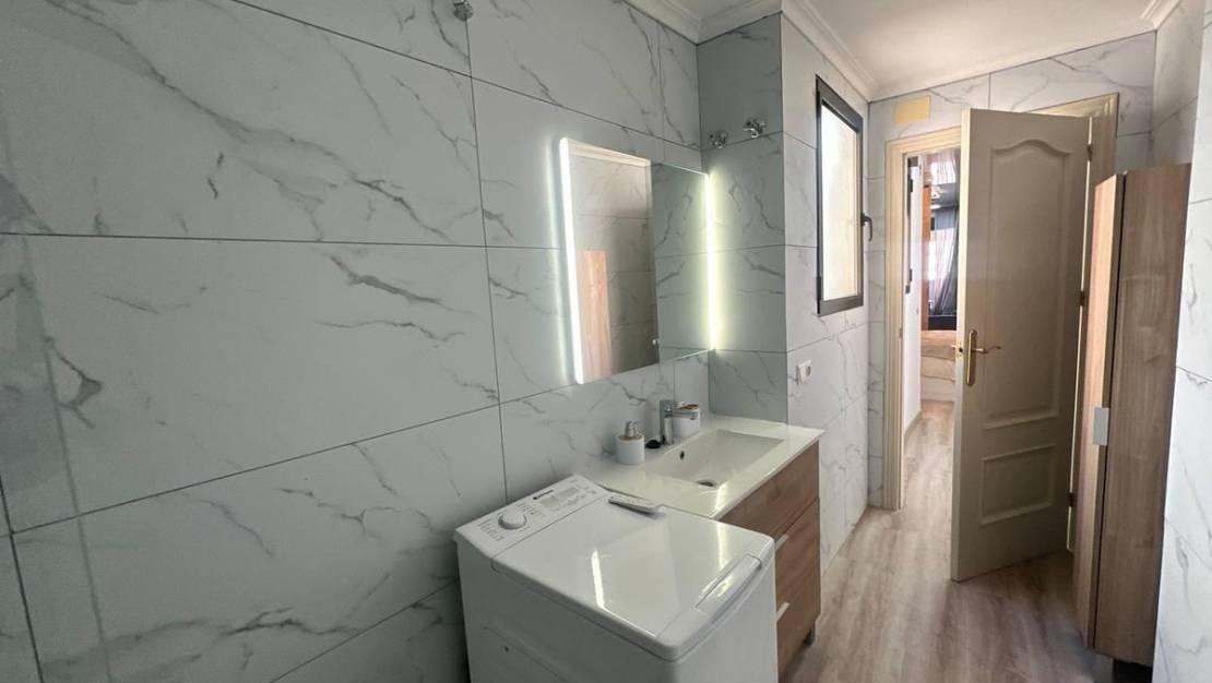 Venta - Apartment - Torrevieja - Torrevieja Centro