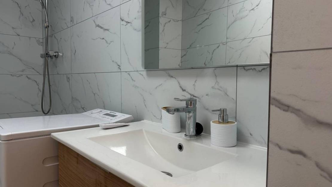 Venta - Apartment - Torrevieja - Torrevieja Centro