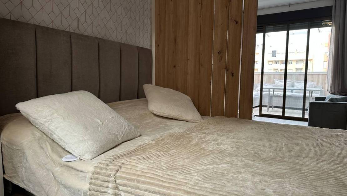 Venta - Apartment - Torrevieja - Torrevieja Centro