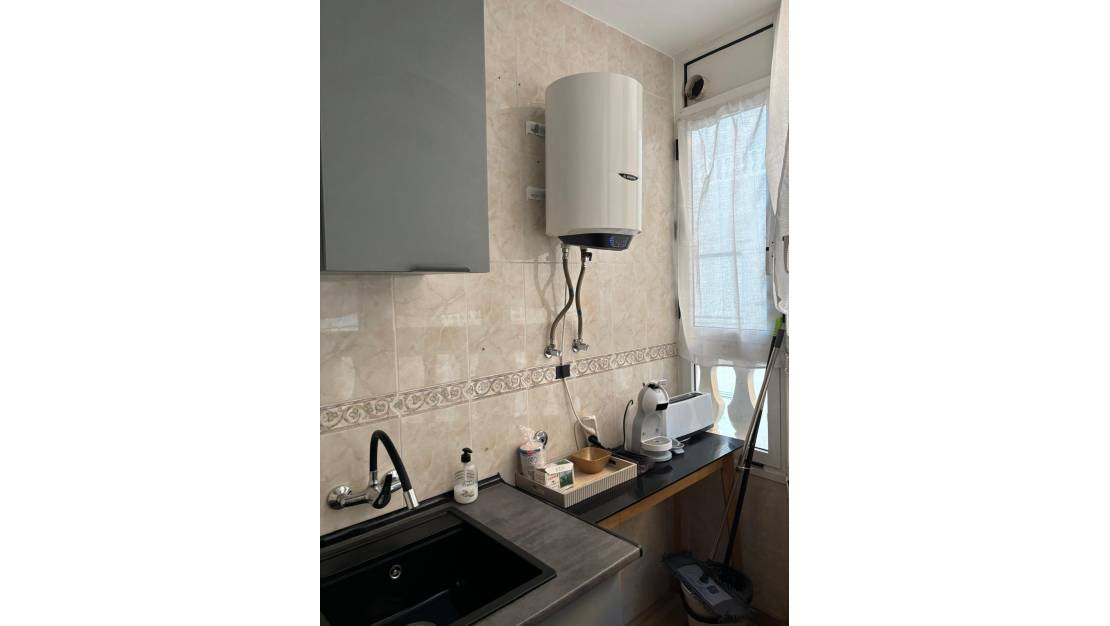 Venta - Apartment - Torrevieja - Torrevieja Centro