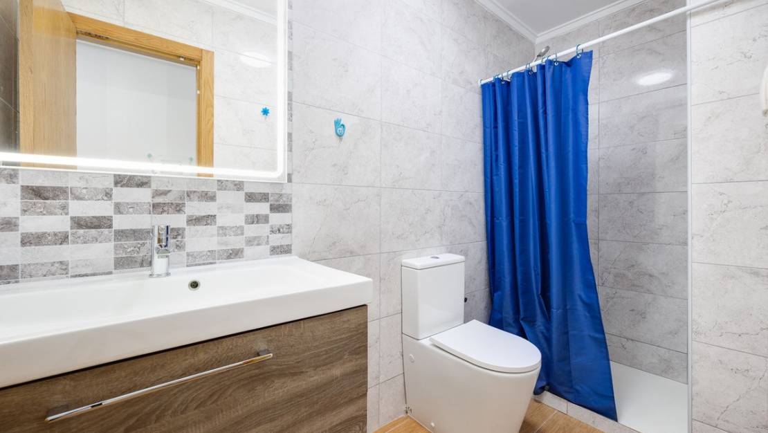 Venta - Apartment - Torrevieja - Torrevieja Centro