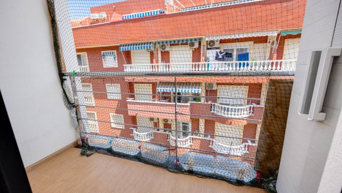 Venta - Apartment - Torrevieja - Torrevieja Centro