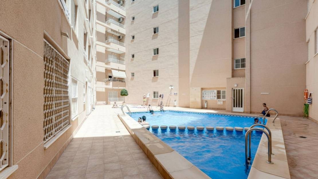 Venta - Apartment - Torrevieja - Torrevieja Centro