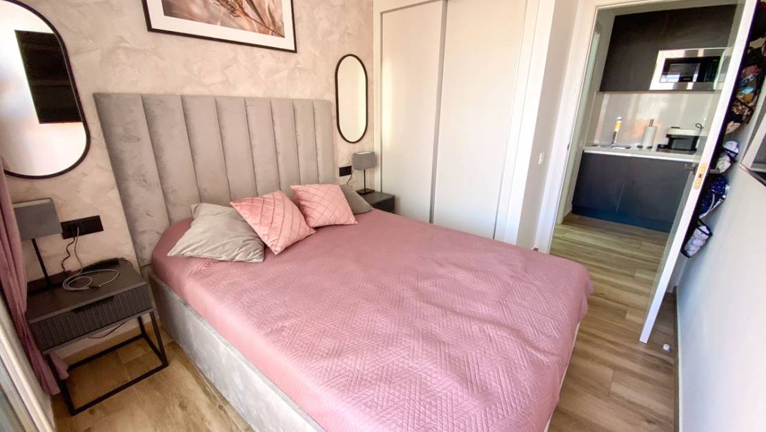 Venta - Apartment - Torrevieja - Torrevieja Centro