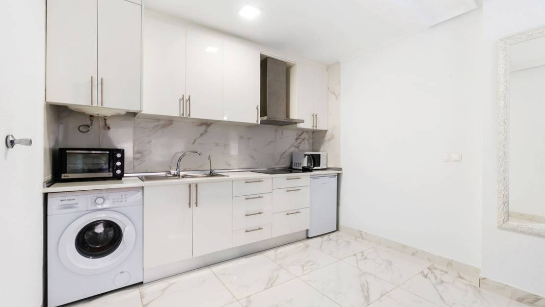 Venta - Apartment - Torrevieja - Torrevieja Centro