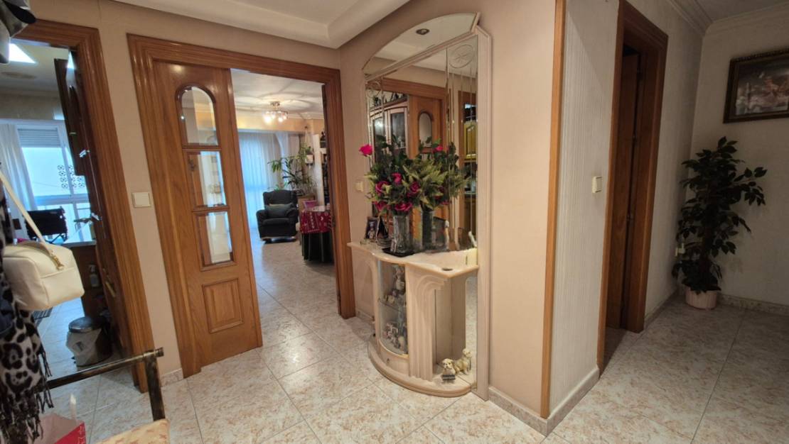 Venta - Apartment - Torrevieja - Torrevieja Centro