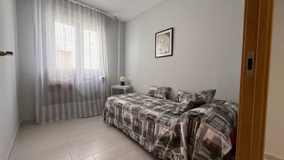 Venta - Apartment - Torrevieja - Torrevieja Centro