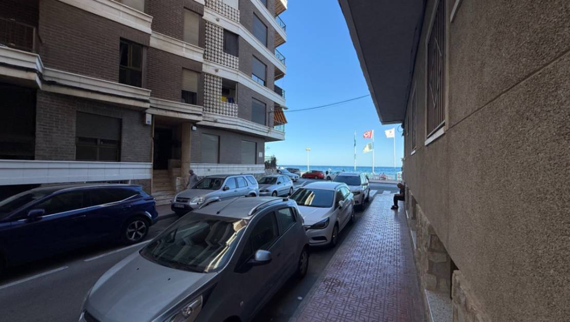 Venta - Apartment - Torrevieja - Torrevieja Centro