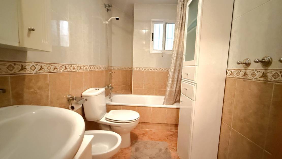 Venta - Apartment - Torrevieja - Torrevieja Centro