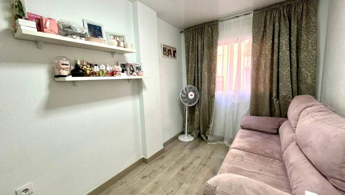 Venta - Apartment - Torrevieja - Torrevieja Centro