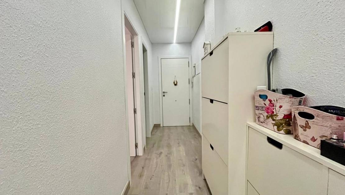 Venta - Apartment - Torrevieja - Torrevieja Centro
