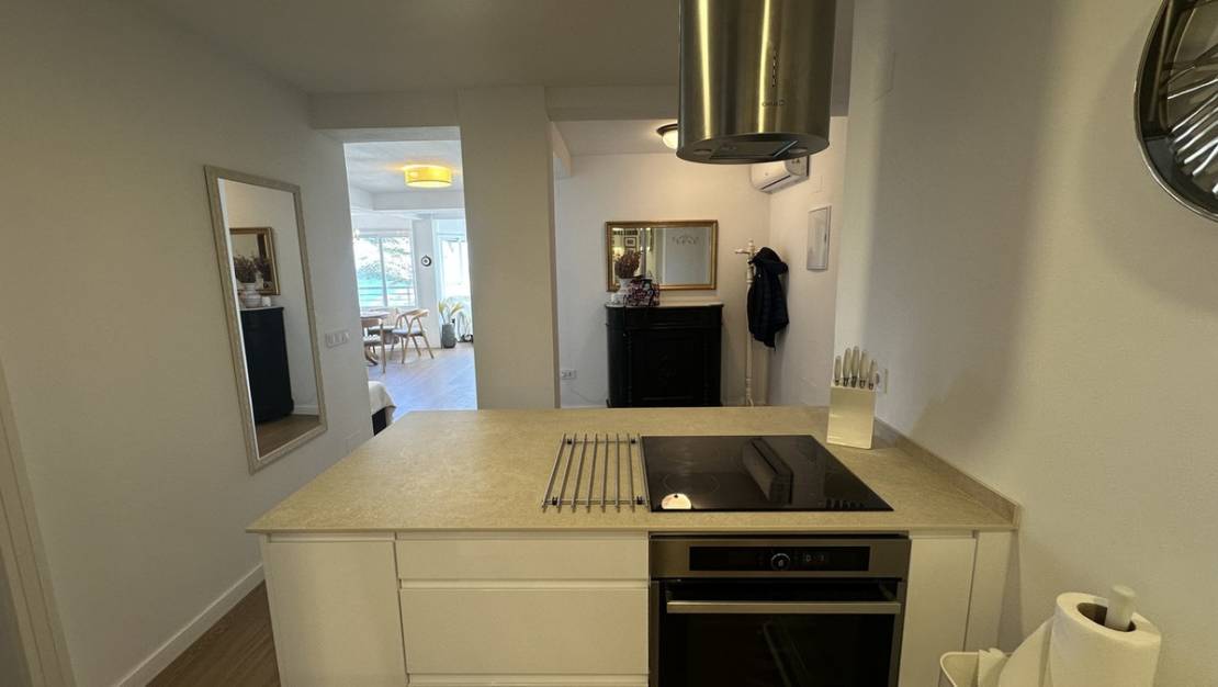 Venta - Apartment - Torrevieja - Torrevieja Centro