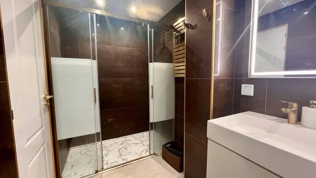 Venta - Apartment - Torrevieja - Torrevieja Centro